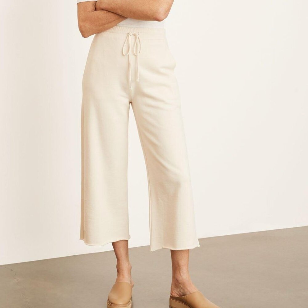 Vince Women’s 100% Peruvian Cotton Wide Leg Cropped Sweatpant Light Bona M